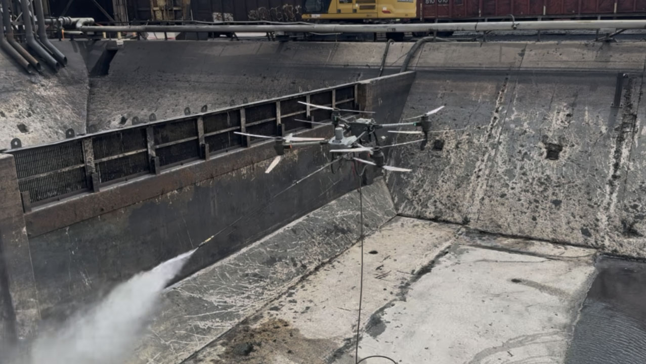 UAV pressure washing
